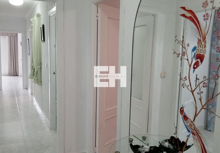 Segunda mano - Apartamento  - Torrevieja - PLAYA LOS LOCOS