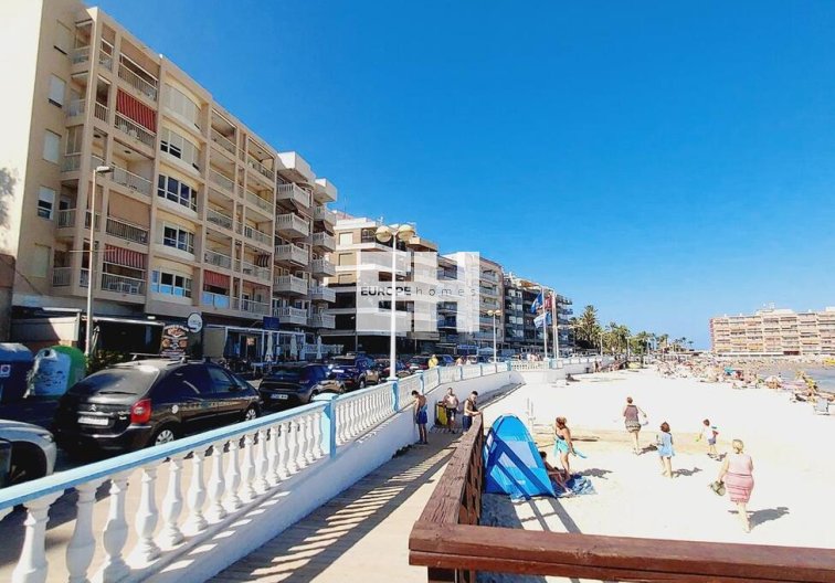 Segunda mano - Apartamento  - Torrevieja - PLAYA LOS LOCOS