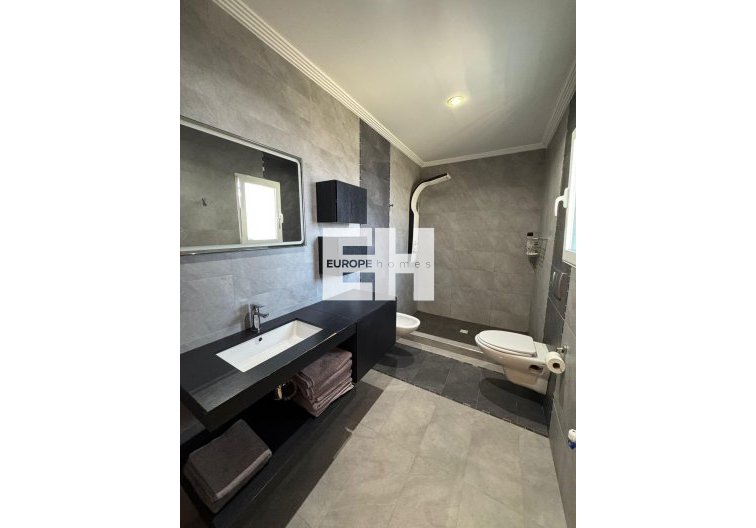 Segunda mano - villa - Torrevieja - Los Balcones - Los Altos Del Edén