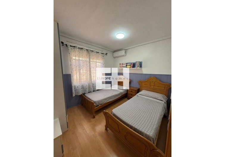 Segunda mano - villa - Torrevieja - Los Balcones - Los Altos Del Edén