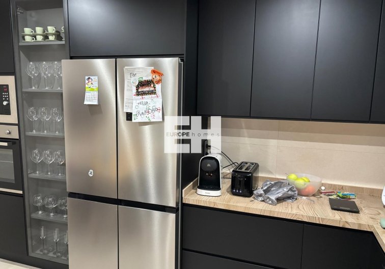 Segunda mano - Apartamento  - Torrevieja - Centro