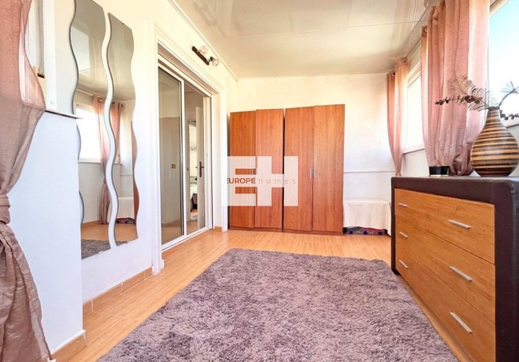 Segunda mano - villa - La Zenia - Costa Blanca