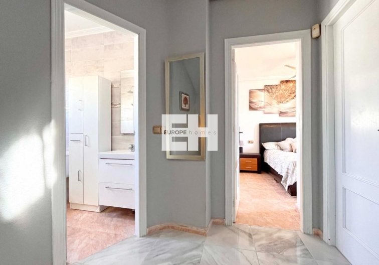 Segunda mano - villa - La Zenia - Costa Blanca