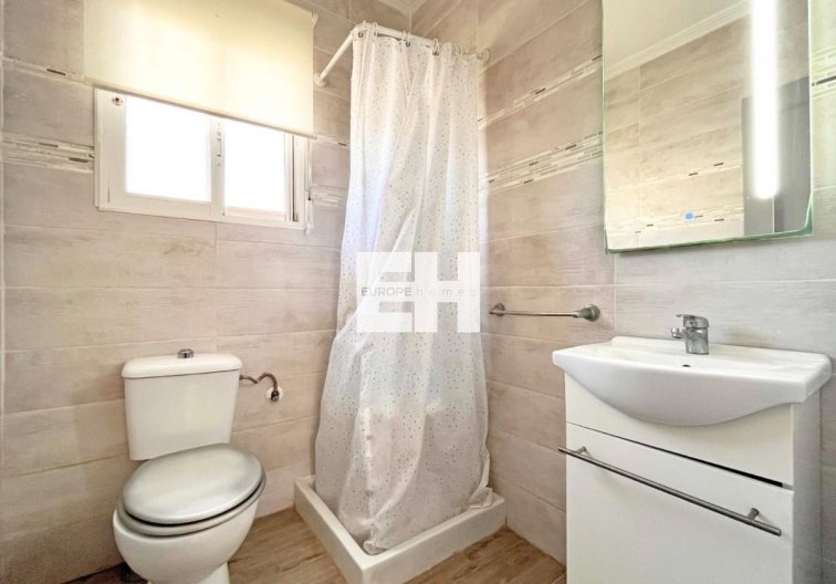 Segunda mano - villa - La Zenia - Costa Blanca