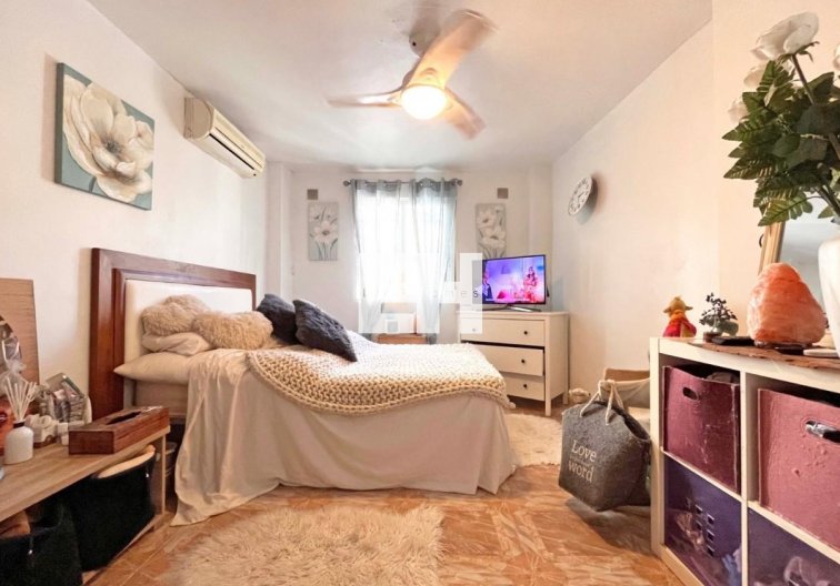 Segunda mano - villa - La Zenia - Costa Blanca