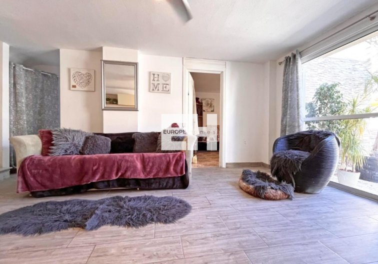 Segunda mano - villa - La Zenia - Costa Blanca