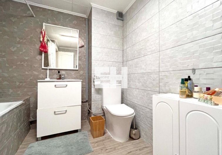 Segunda mano - villa - La Zenia - Costa Blanca