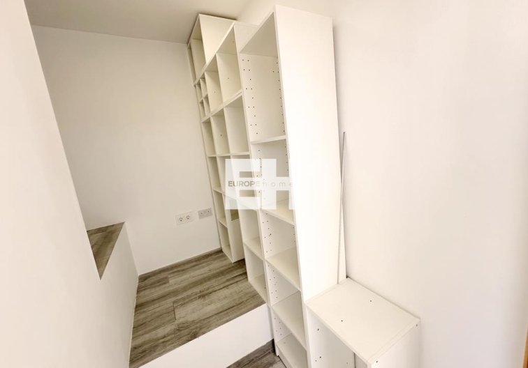 Segunda mano - villa - La Torre Golf Resort - Inland