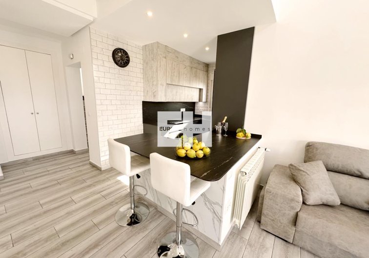 Segunda mano - villa - La Torre Golf Resort - Inland