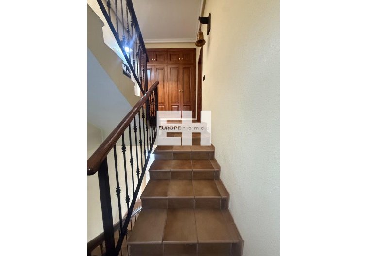 Revente - town house - Avileses