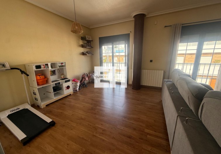 Revente - town house - Avileses