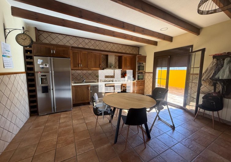 Revente - town house - Avileses