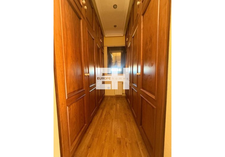 Revente - town house - Avileses