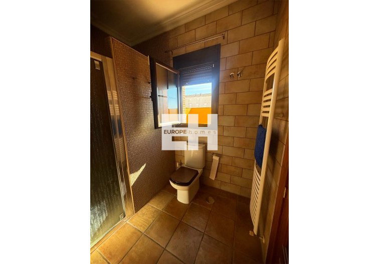 Revente - town house - Avileses