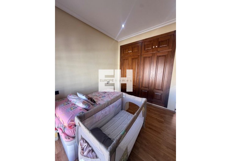 Revente - town house - Avileses