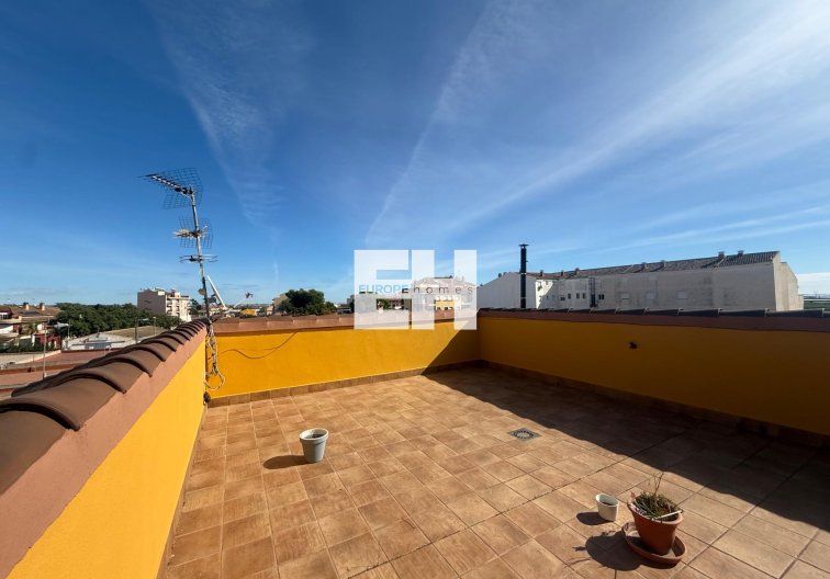Revente - town house - Avileses
