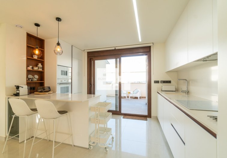 Resale - Apartment - Orihuela Costa - Costa Blanca