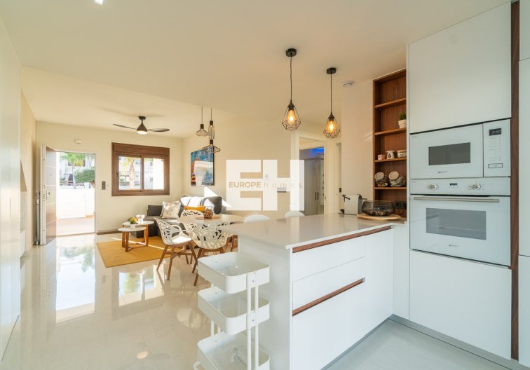 Resale - Apartment - Orihuela Costa - Costa Blanca