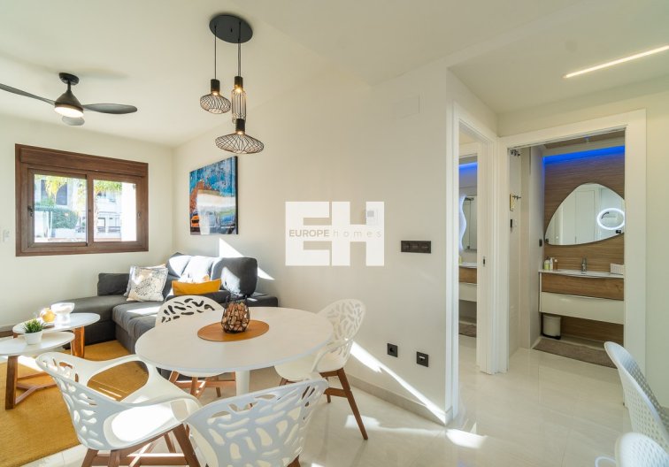 Resale - Apartment - Orihuela Costa - Costa Blanca