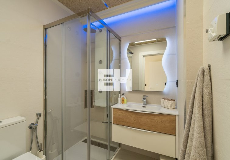 Resale - Apartment - Orihuela Costa - Costa Blanca