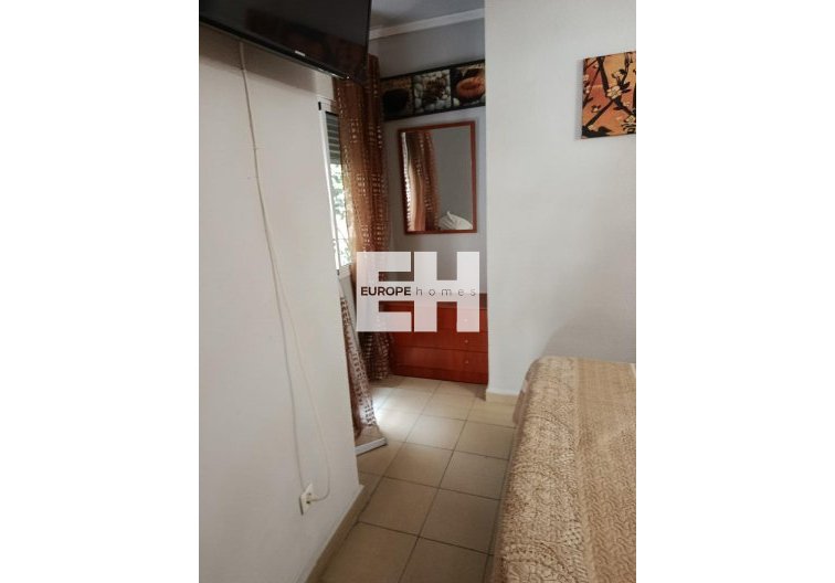 Resale - Apartment - Torrevieja - Cabo Cervera