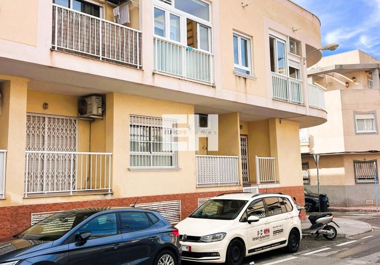 Segunda mano - Apartamento  - Torrevieja - Playa de los Locos