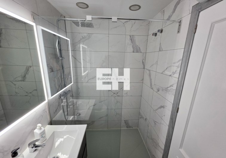 Segunda mano - Apartamento  - Vistabella Golf Entre Naranjos - Inland