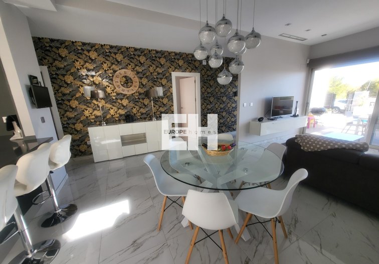 Segunda mano - villa - Orihuela Costa - Costa Blanca