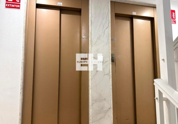 Herverkoop - Appartement - Torrevieja - Playa del Cura