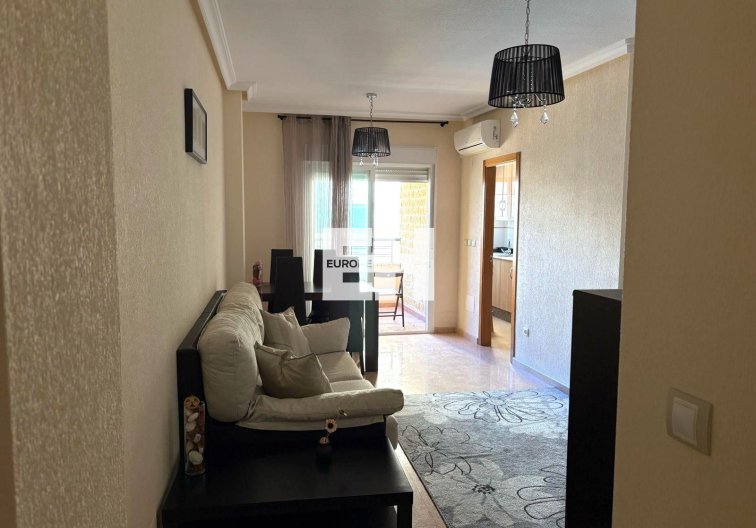 Segunda mano - Apartamento  - Torrevieja - Centro