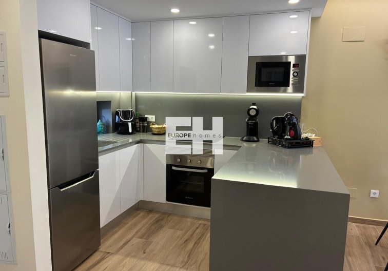 Segunda mano - Apartamento  - Villamartin - Costa Blanca