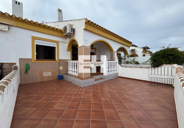 Segunda mano - town house - Pilar de la Horadada - Torre de la Horadada