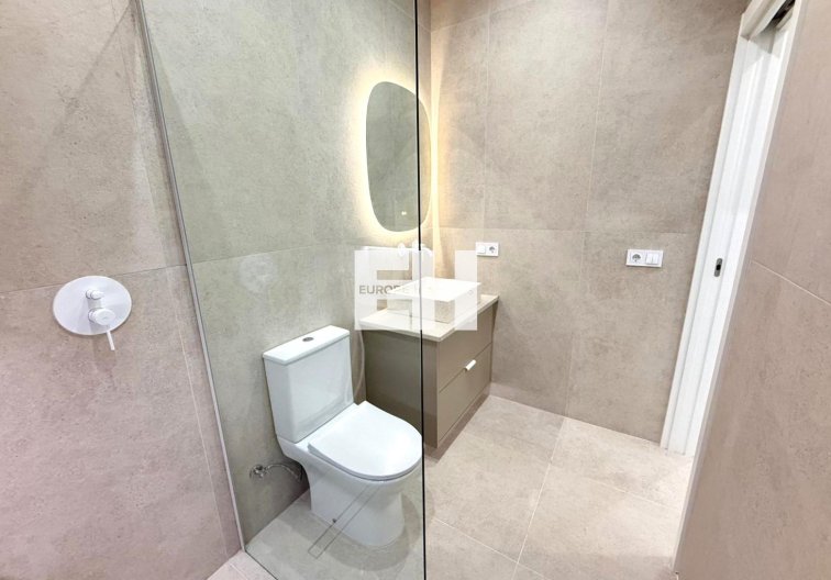 Segunda mano - villa - Torrevieja - El Chaparral