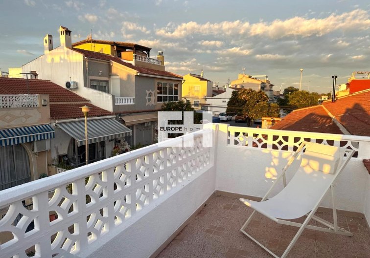 Segunda mano - villa - Torrevieja - El Chaparral