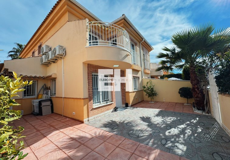 Herverkoop - town house - Ciudad Quesada - Costa Blanca