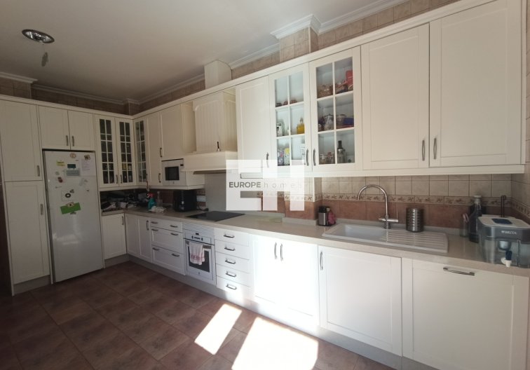 Resale - town house - Roldan - Inland