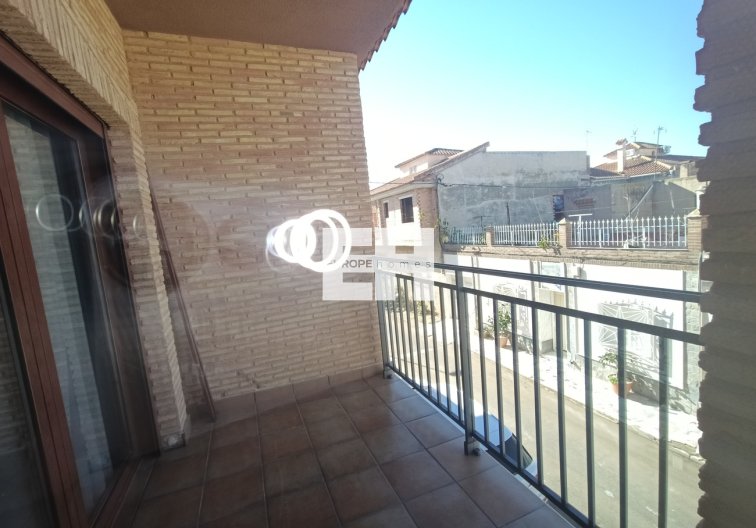 Resale - town house - Roldan - Inland