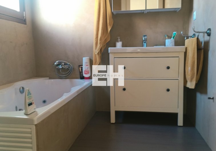 Resale - town house - Roldan - Inland