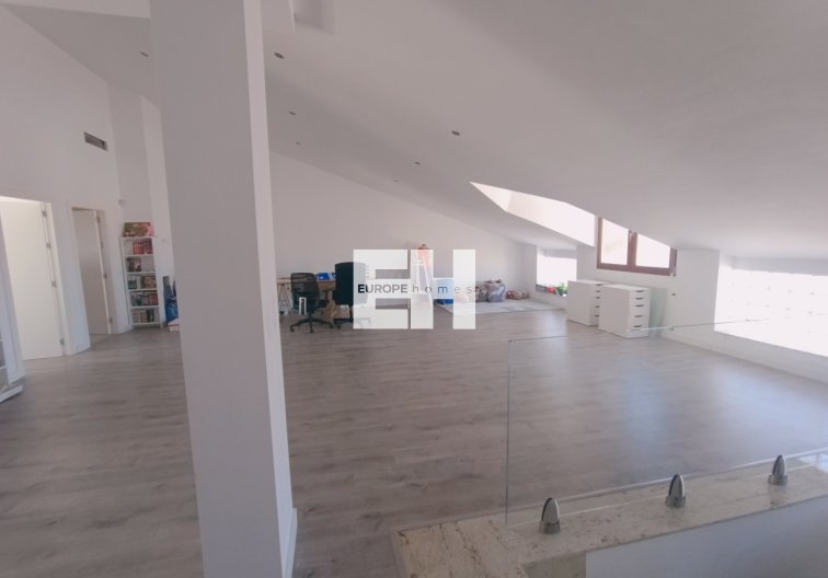 Resale - town house - Roldan - Inland