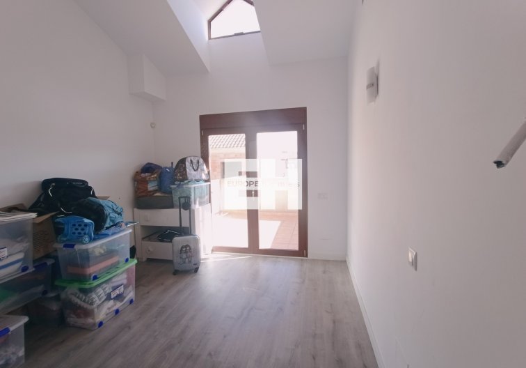 Resale - town house - Roldan - Inland