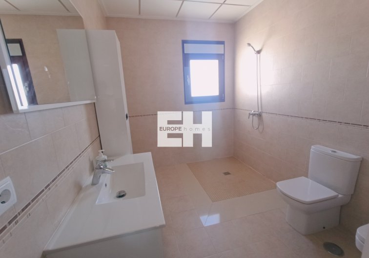 Resale - town house - Roldan - Inland