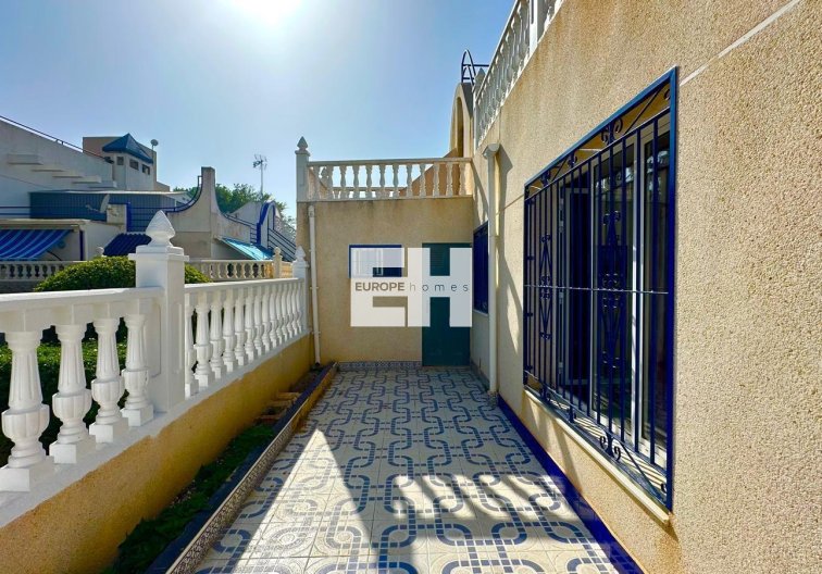 Segunda mano - town house - Torrevieja - Carrefour