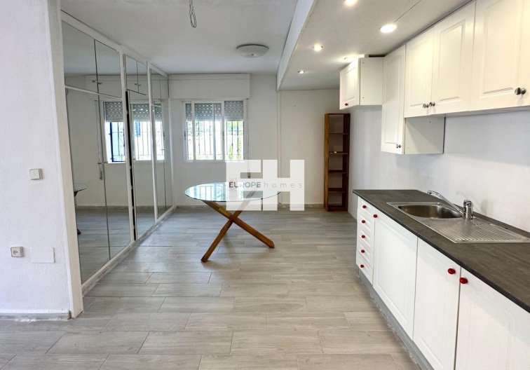 Segunda mano - town house - Torrevieja - Carrefour