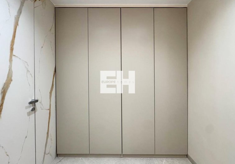 Segunda mano - Apartamento  - Torrevieja - Playa de los Locos