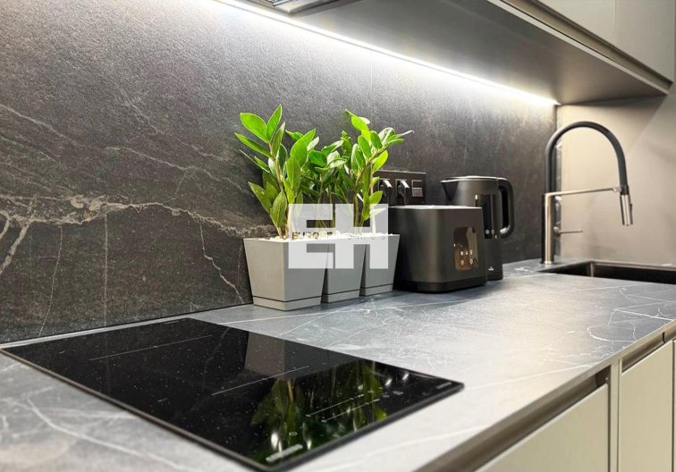 Segunda mano - Apartamento  - Torrevieja - Playa de los Locos