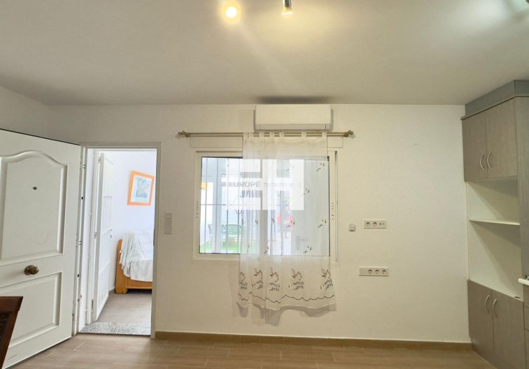 Segunda mano - Bungalow - Torrevieja - El Limonar