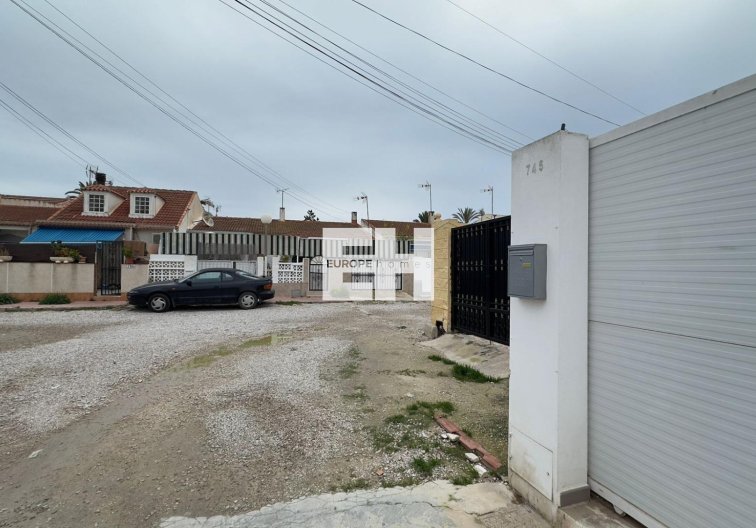 Segunda mano - Bungalow - Torrevieja - El Limonar