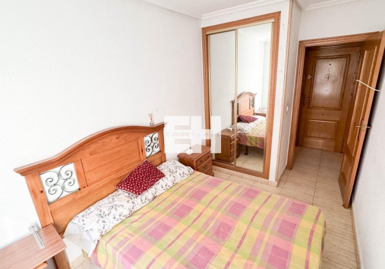 Segunda mano - Apartamento  - Torrevieja - Parque De Las Naciones