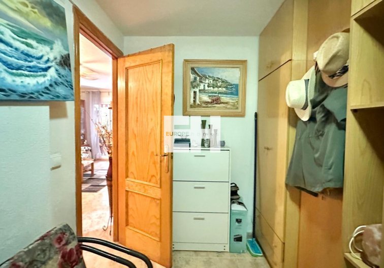 Resale - Apartment - Torrevieja - Centro