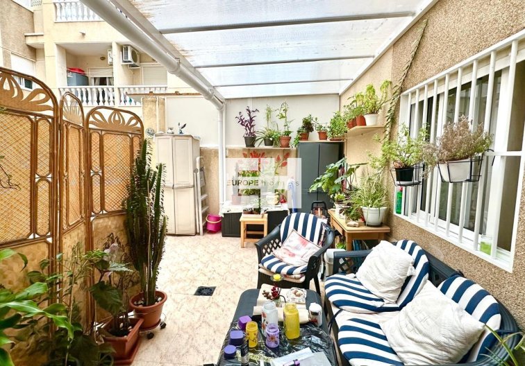 Resale - Apartment - Torrevieja - Centro